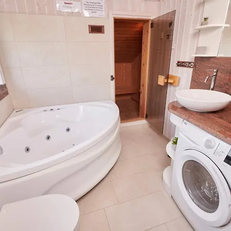 4 Star In Friedrichkoog Feriehus Friedrichskoog-Spitze