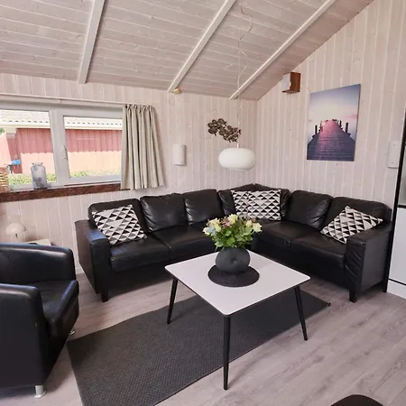 4 Star In Friedrichkoog Feriehus