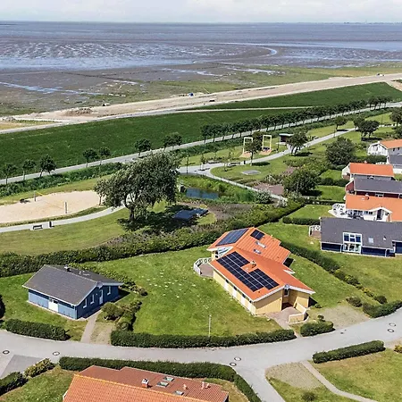 4 Star In Friedrichkoog *